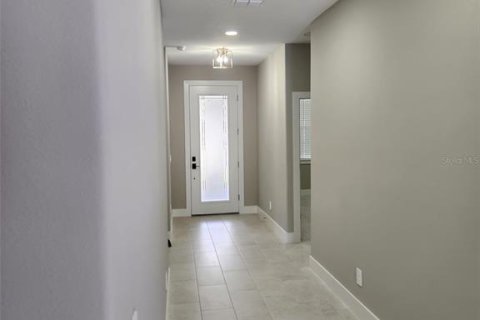 Casa en venta en Tampa, Florida, 4 dormitorios, 181.53 m2 № 1382231 - foto 5