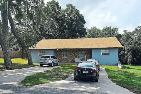 Propiedad comercial en venta en Ocala, Florida, 261.33 m2 № 1402007 - foto 1