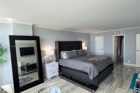 Condominio en venta en Fort Lauderdale, Florida, 2 dormitorios, 149.67 m2 № 782700 - foto 4