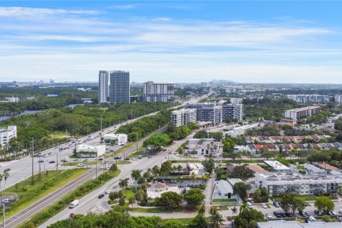 Propiedad comercial en venta en North Miami Beach, Florida, 153.01 m2 № 1310526 - foto 29