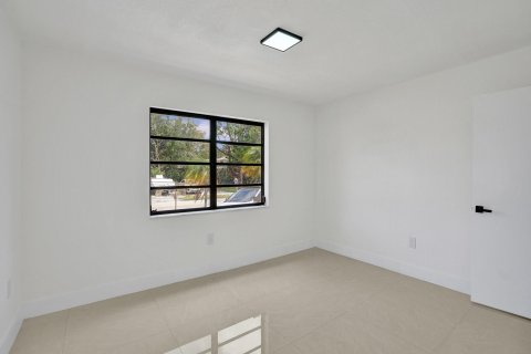 Casa en venta en Dania Beach, Florida, 3 dormitorios, 150.04 m2 № 1155661 - foto 16