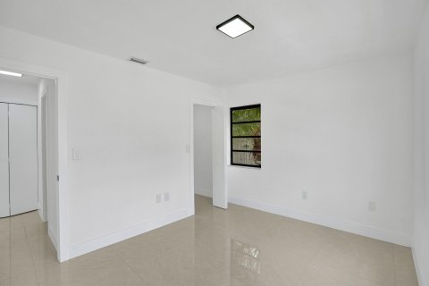 Casa en venta en Dania Beach, Florida, 3 dormitorios, 150.04 m2 № 1155661 - foto 17
