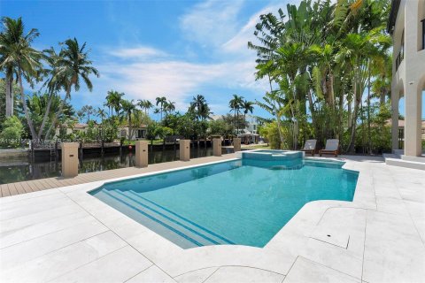 Villa ou maison à vendre à Fort Lauderdale, Floride: 6 chambres, 513.38 m2 № 1321256 - photo 8