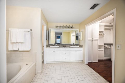 Copropriété à vendre à Gainesville, Floride: 2 chambres, 167.22 m2 № 1337733 - photo 27