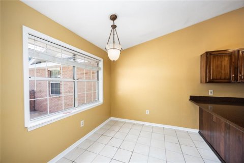 Condominio en venta en Gainesville, Florida, 2 dormitorios, 167.22 m2 № 1337733 - foto 13