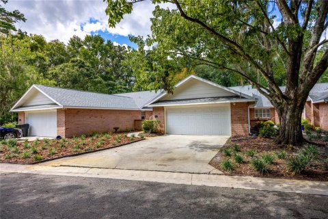 Copropriété à vendre à Gainesville, Floride: 2 chambres, 167.22 m2 № 1337733 - photo 1