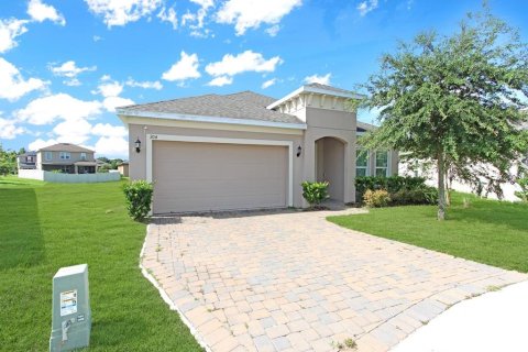 Villa ou maison à vendre à Groveland, Floride: 4 chambres, 183.95 m2 № 1342630 - photo 1