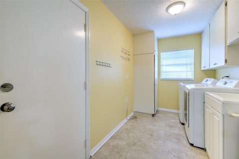 Casa en venta en Sun City Center, Florida, 2 dormitorios, 163.14 m2 № 1342629 - foto 16