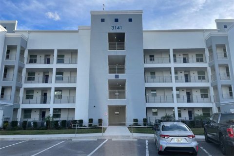 Condominio en venta en Kissimmee, Florida, 3 dormitorios, 123.47 m2 № 883573 - foto 1
