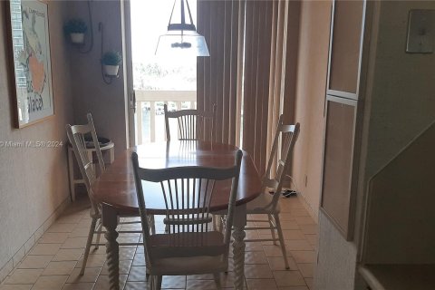 Copropriété à vendre à Aventura, Floride: 2 chambres, 177.44 m2 № 1310133 - photo 10