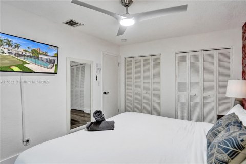 Casa en venta en Hallandale Beach, Florida, 3 dormitorios, 175.77 m2 № 1310054 - foto 14