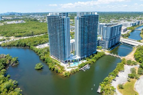 Copropriété à vendre à North Miami Beach, Floride: 3 chambres, 144.56 m2 № 1310134 - photo 20