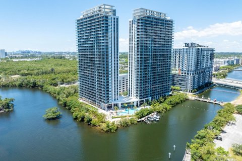 Copropriété à vendre à North Miami Beach, Floride: 3 chambres, 144.56 m2 № 1310134 - photo 19