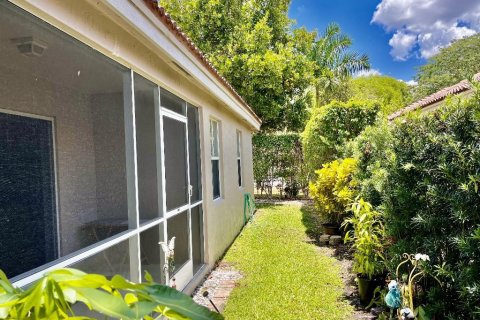 Villa ou maison à vendre à Weston, Floride: 3 chambres, 120.03 m2 № 1210510 - photo 15