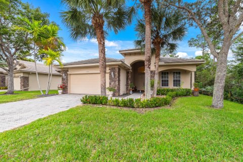 House in Palm Beach Gardens, Florida 4 bedrooms, 230.77 sq.m. № 1210408 - photo 8