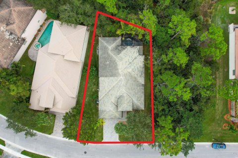 House in Palm Beach Gardens, Florida 4 bedrooms, 230.77 sq.m. № 1210408 - photo 6