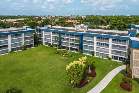 Condo in Delray Beach, Florida, 2 bedrooms  № 987152 - photo 10