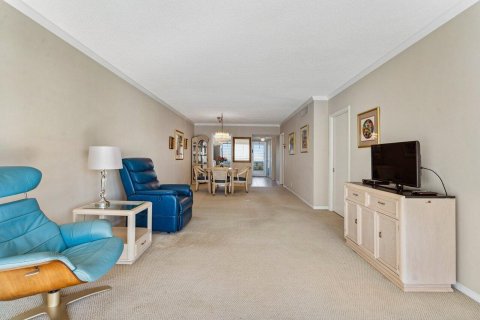 Condo in Delray Beach, Florida, 2 bedrooms  № 987152 - photo 29