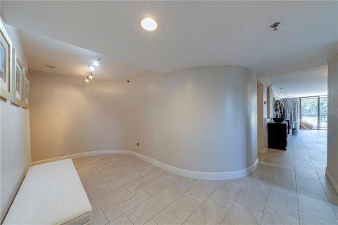 Condominio en venta en Orlando, Florida, 2 dormitorios, 147.81 m2 № 966942 - foto 5