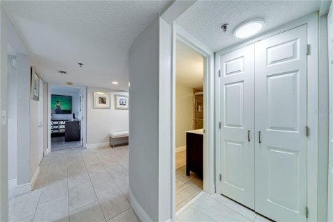 Condominio en venta en Orlando, Florida, 2 dormitorios, 147.81 m2 № 966942 - foto 12