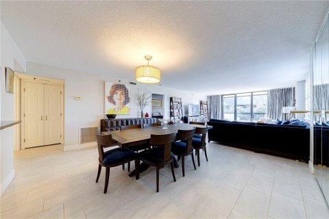 Condominio en venta en Orlando, Florida, 2 dormitorios, 147.81 m2 № 966942 - foto 17