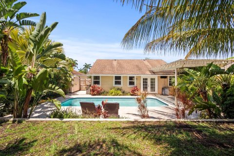 House in Delray Beach, Florida 2 bedrooms, 141.95 sq.m. № 1171062 - photo 6