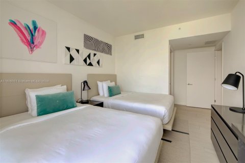 Condo in Hollywood, Florida, 3 bedrooms  № 1272367 - photo 15