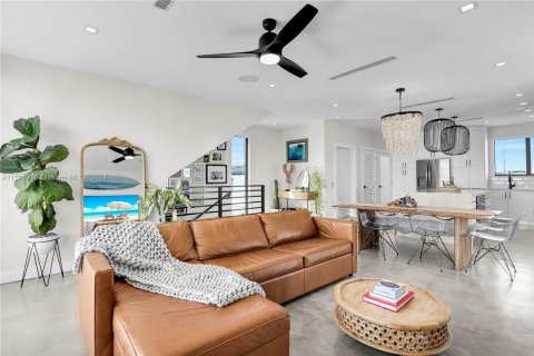 Villa ou maison à vendre à Key Largo, Floride: 3 chambres, 158.68 m2 № 991544 - photo 16