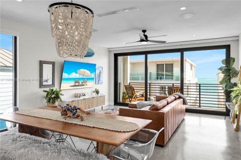 Villa ou maison à vendre à Key Largo, Floride: 3 chambres, 158.68 m2 № 991544 - photo 13