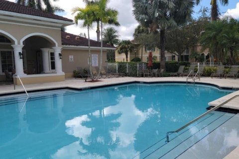 Condo in West Palm Beach, Florida, 2 bedrooms  № 936461 - photo 15