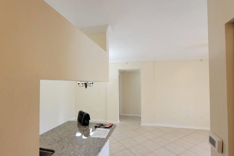 Condo in West Palm Beach, Florida, 2 bedrooms  № 936461 - photo 30