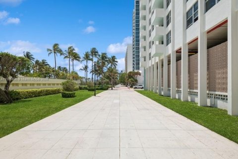 Copropriété à vendre à Miami Beach, Floride: 48.12 m2 № 1161014 - photo 22