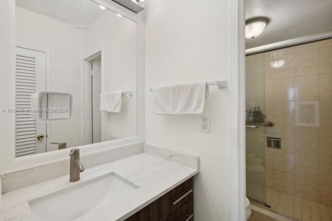 Condominio en venta en Miami Beach, Florida, 48.12 m2 № 1161014 - foto 14