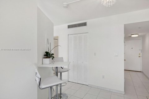 Copropriété à vendre à Miami Beach, Floride: 48.12 m2 № 1161014 - photo 5