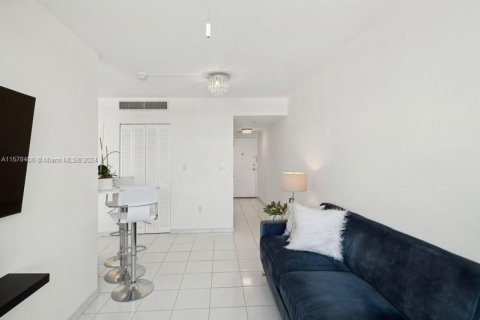 Condominio en venta en Miami Beach, Florida, 48.12 m2 № 1161014 - foto 4