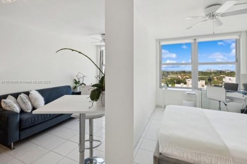 Condominio en venta en Miami Beach, Florida, 48.12 m2 № 1161014 - foto 15