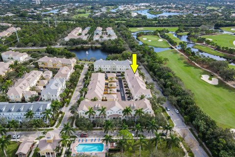 Townhouse in Jupiter, Florida 2 bedrooms, 143.26 sq.m. № 874708 - photo 2