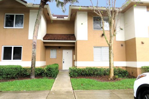 Townhouse in Plantation, Florida 3 bedrooms, 140.75 sq.m. № 860636 - photo 18