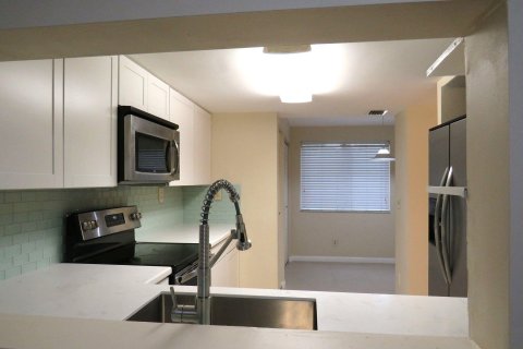 Townhouse in Plantation, Florida 3 bedrooms, 140.75 sq.m. № 860636 - photo 16