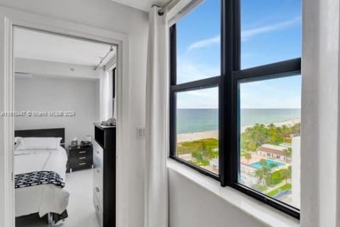 Condominio en venta en Miami Beach, Florida, 2 dormitorios, 93.37 m2 № 1234685 - foto 16