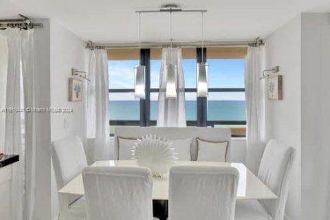 Condominio en venta en Miami Beach, Florida, 2 dormitorios, 93.37 m2 № 1234685 - foto 9