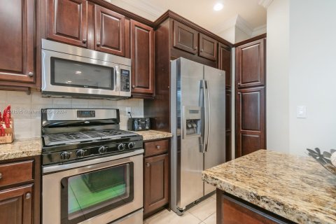 Adosado en venta en Sunrise, Florida, 3 dormitorios, 175.21 m2 № 1271597 - foto 8