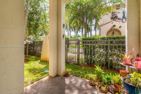 Townhouse in Sunrise, Florida 3 bedrooms, 175.21 sq.m. № 1271597 - photo 29