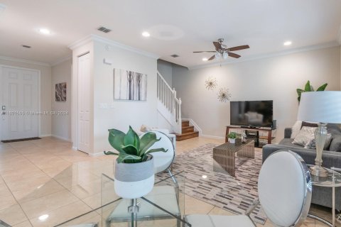 Adosado en venta en Sunrise, Florida, 3 dormitorios, 175.21 m2 № 1271597 - foto 9