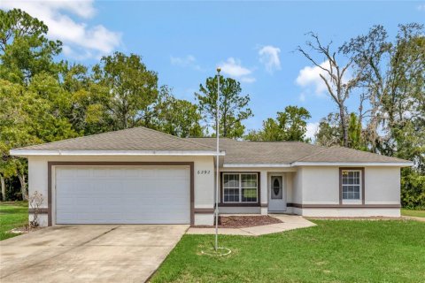 Villa ou maison à vendre à Ocala, Floride: 3 chambres, 121.24 m2 № 1289399 - photo 1