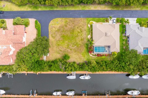 Купить земельный участок в Хоб-Саунд, Флорида № 1118659 - фото 19