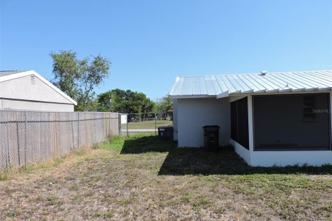 House in North Port, Florida 2 bedrooms, 127.18 sq.m. № 1203152 - photo 29