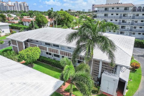 Copropriété à vendre à Boca Raton, Floride: 2 chambres, 104.05 m2 № 1080554 - photo 17