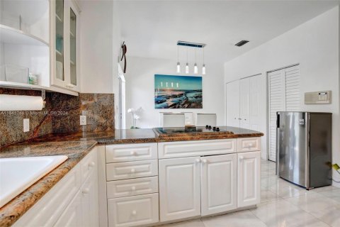 Adosado en venta en Aventura, Florida, 4 dormitorios, 250.84 m2 № 1321044 - foto 16