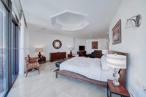 Condo in Miami, Florida, 6 bedrooms  № 1291617 - photo 28